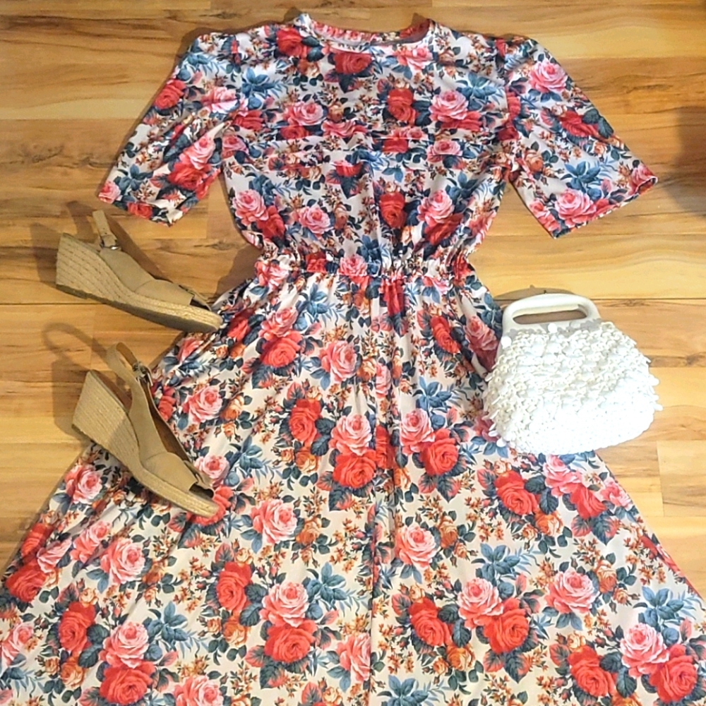 Vintage Floral Day Dress M